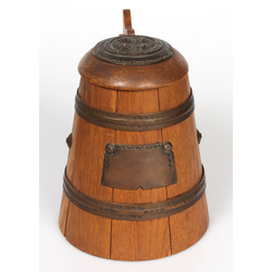 Wooden beer mug