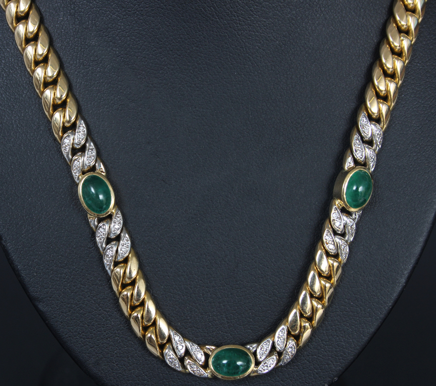 197-018203-1, Gold necklace with diamonds and emeralds