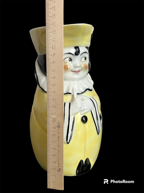  23 cm!!!!!kolekcionējama ļoti reta krūze viltīgā  smaidošā ANNELE , Goebel , Vācija 30tie gadi