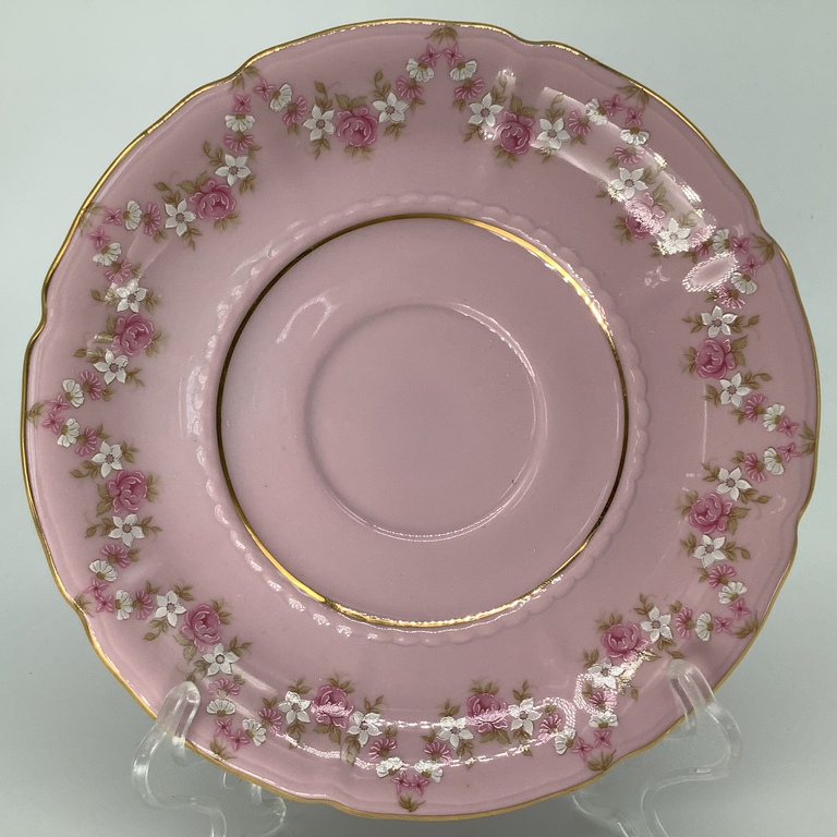 Чайная чашка и блюдце из розового фарфора с цветочным рисунком, Чайная чашка и блюдце из розового фарфора с цветочным рисунком, LEANDER 1946 China de Bohemia,обводка 14 карат золото.