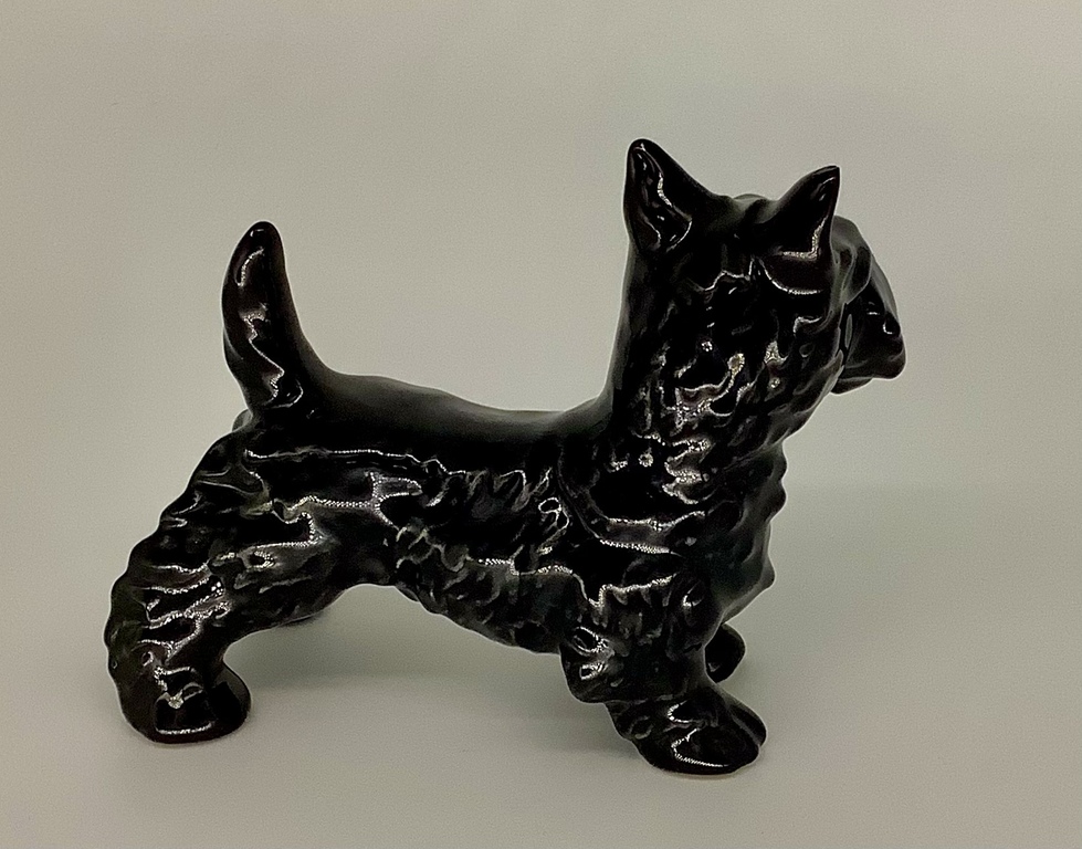 Goebel.Scottish Terrier.Collectible figurine in excellent condition