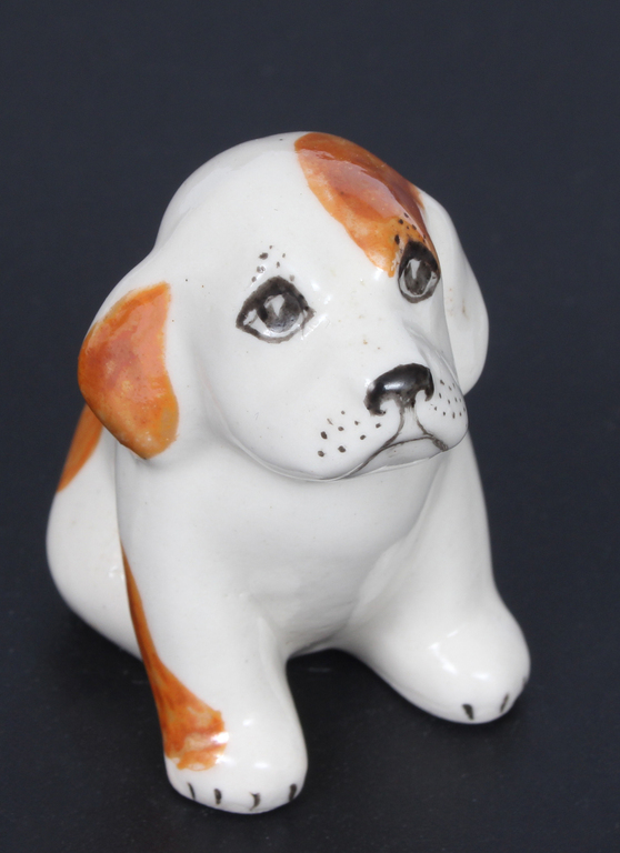 Porcelāna figūriņa ''Suns'' 