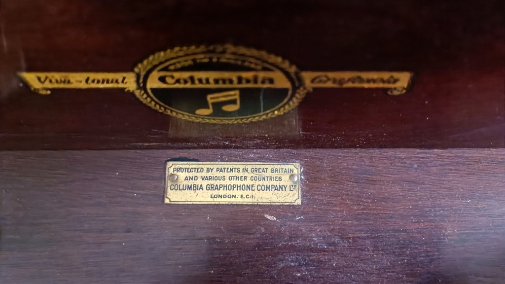 Gramafons Viva-Tonal Columbia Grafonola