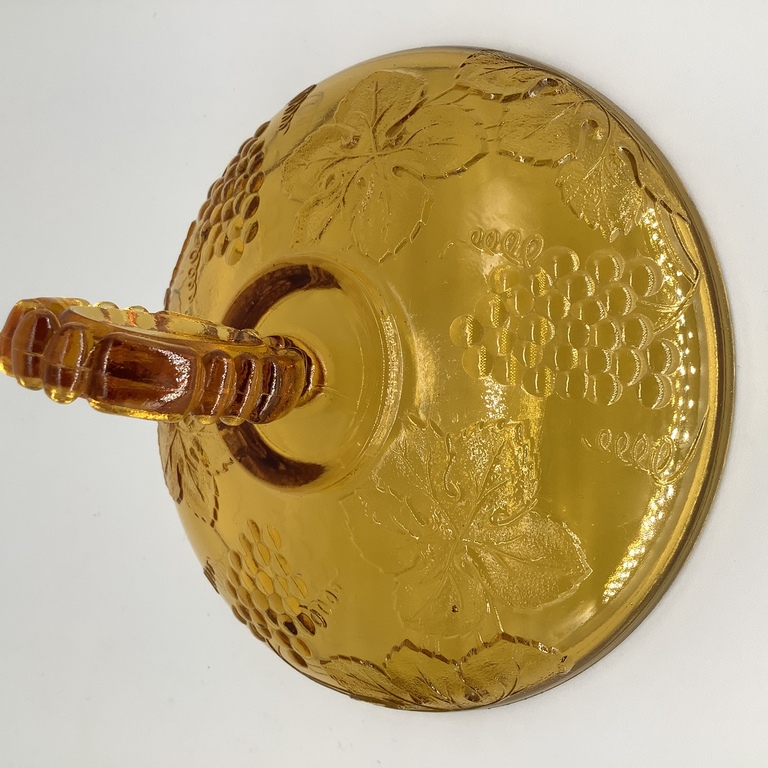 Medus stikla konfekšu bļoda. Beļģija. 20. gadsimta sākums. Vīnogulāju zīmējums ​