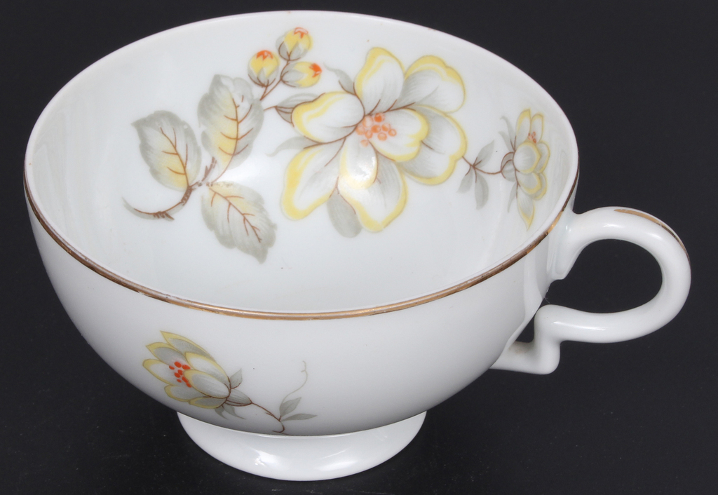 Porcelain cup with saucer