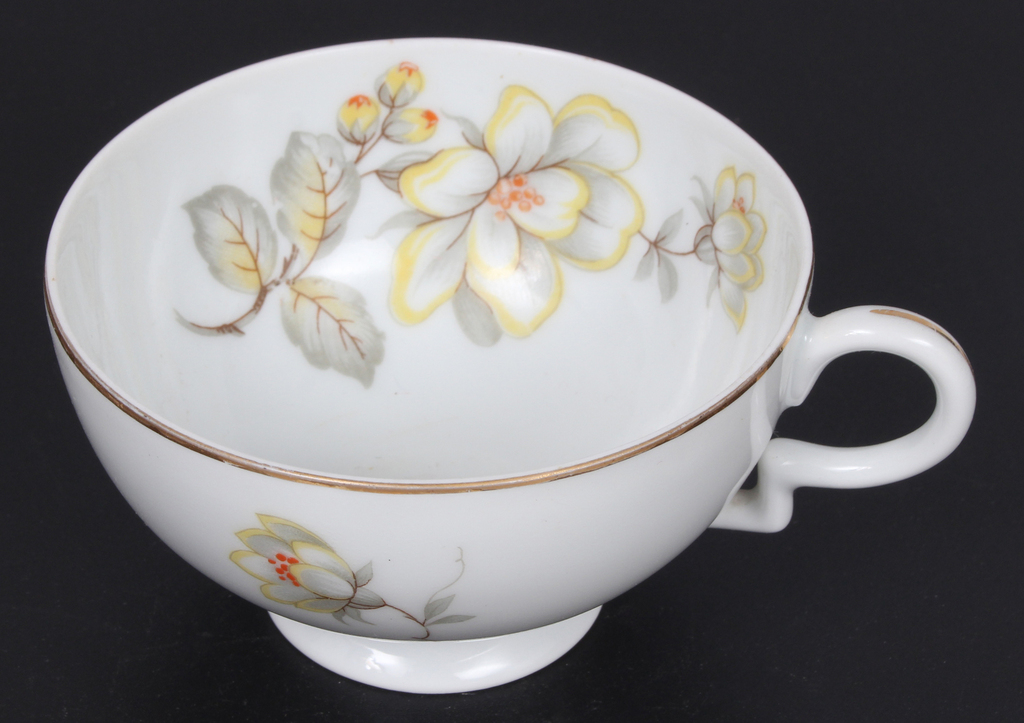 Porcelain cup with saucer