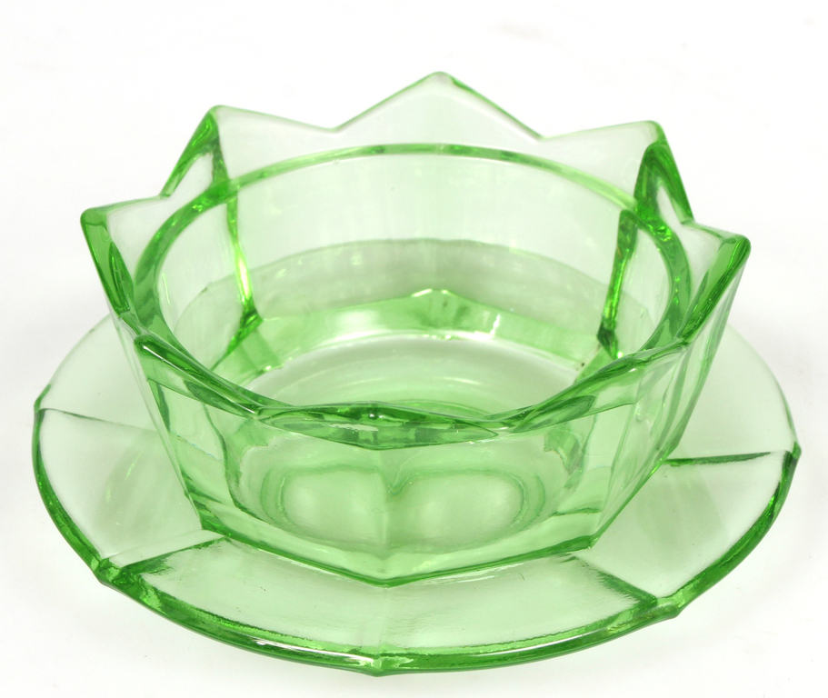Zaļas krāsas stikla trauku komplekts (3 gab)