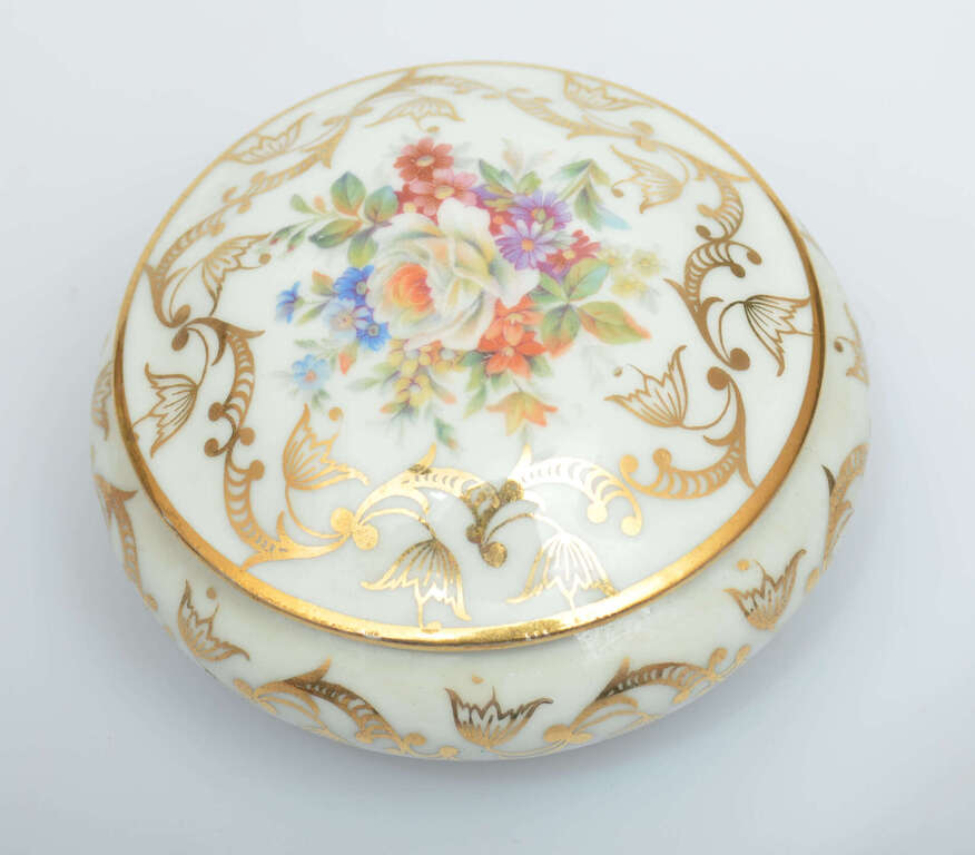 Limoges porcelain casket with lid