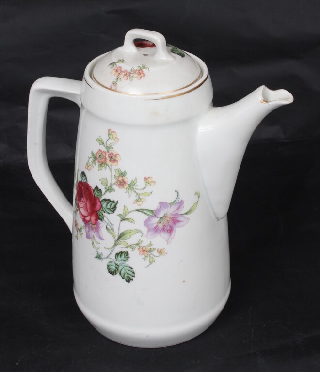 Painted porcelain teapot