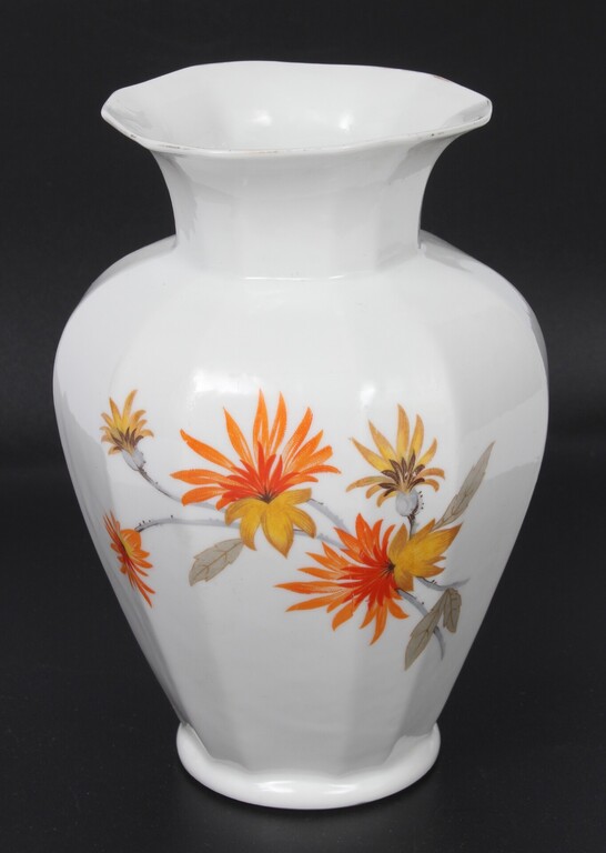 Jessen porcelain vase 