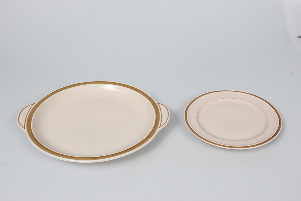 Фарфоровая сервировочная тарелка и тарелка (2 шт.)