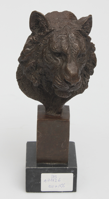 Бронзовая скульптура на мраморном постаменте «Голова тигра».