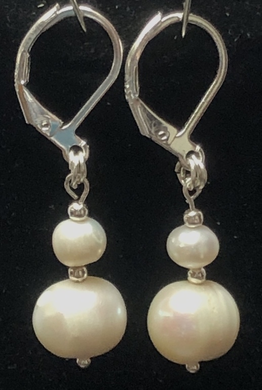 White Freshwater Pearl Earrings. Silver 925 proof.