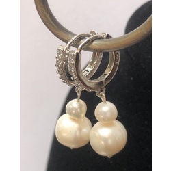 Silver earrings with white freshwater pearls