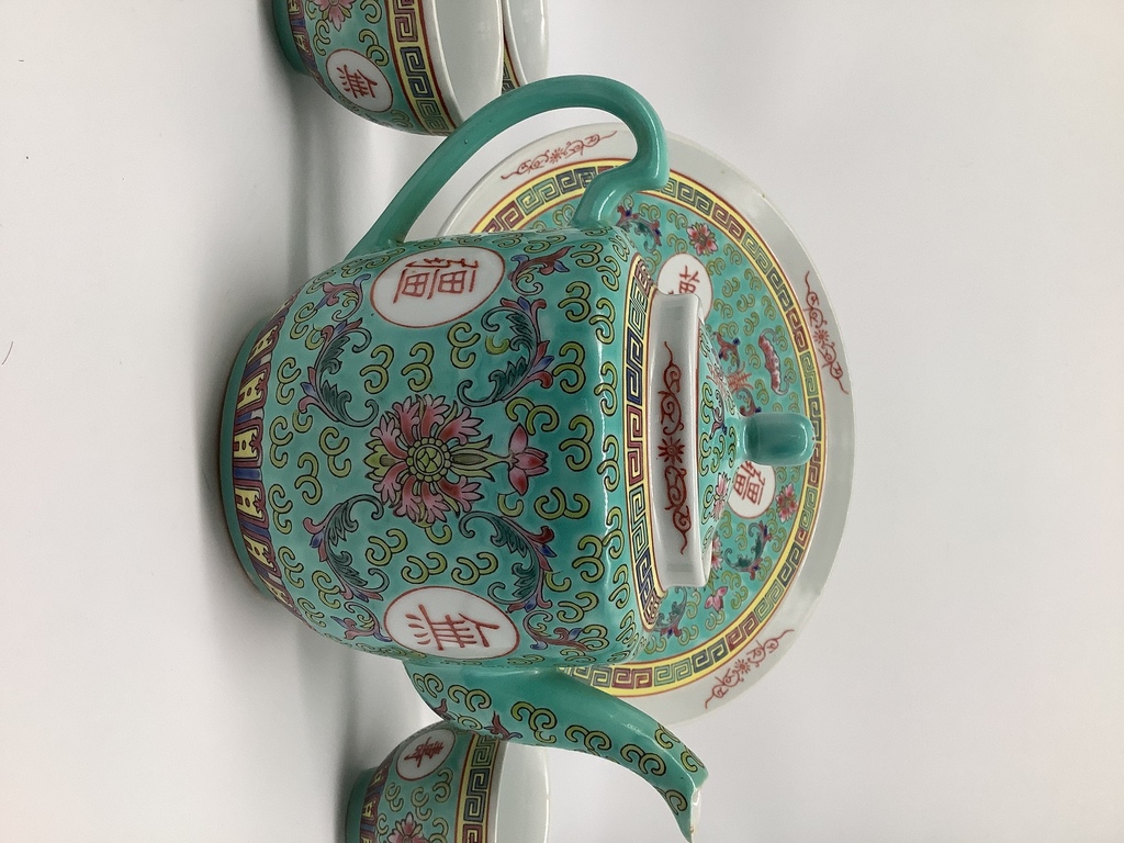 Чайный сет.Китай 1930 год.Рельефная техника окраски.Ручная роспись
