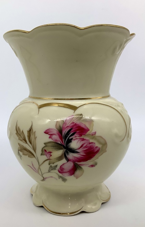 Vase, the beginning of the last century.Hand-painted.Rare stamp.Bayrot
