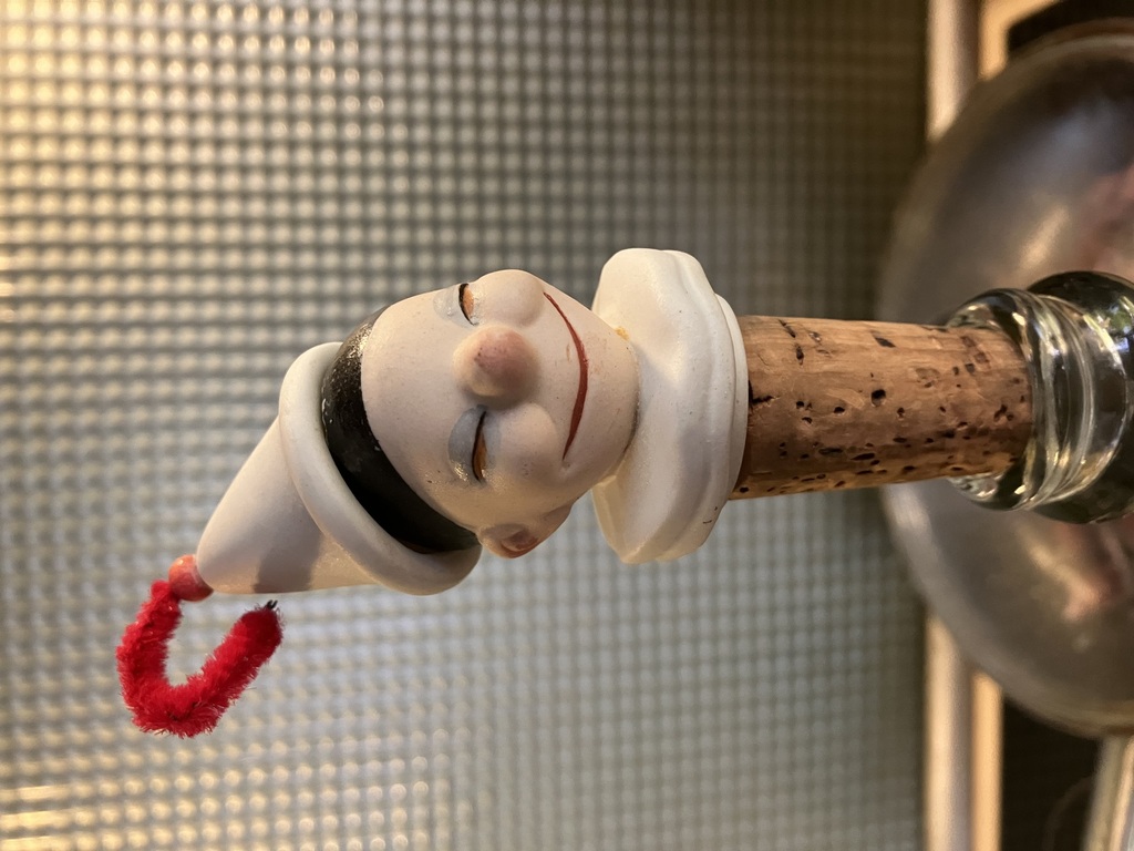 Редкая фарфоровая крышка от бутылки улыбающийся клоун Пьеро, Goebel, Германия