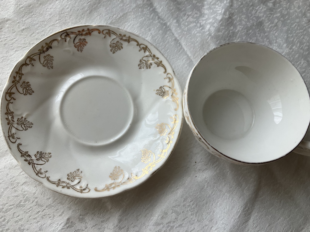 Porcelain duo