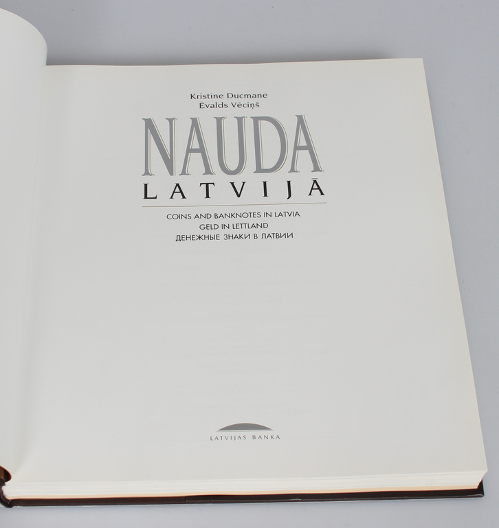 Grāmata ''Nauda Latvijā''