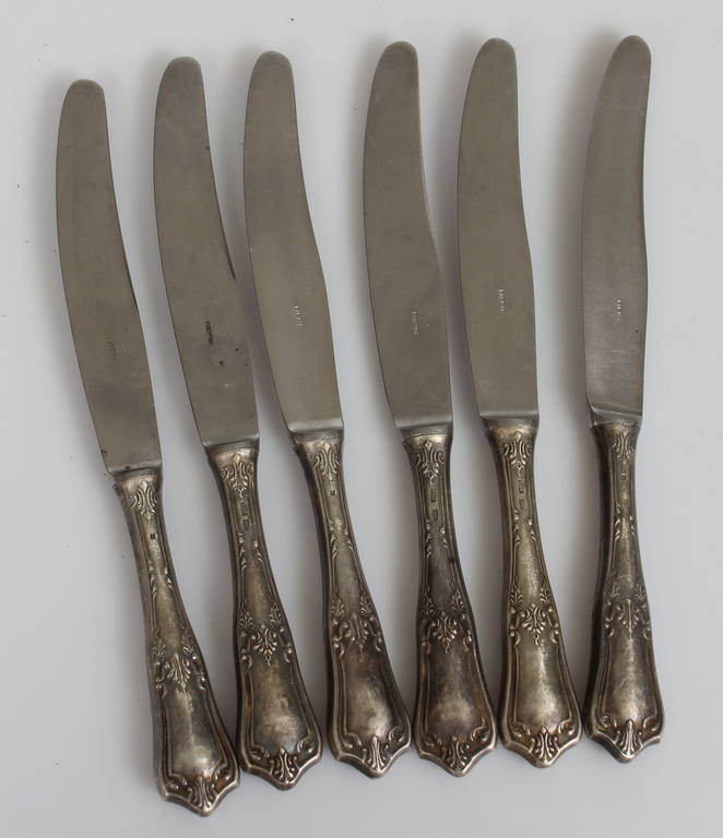 Silver cutlery set (6 knives, 5 forks, 6 spoons)