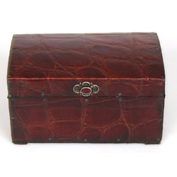 Wooden box/chest with leather finish