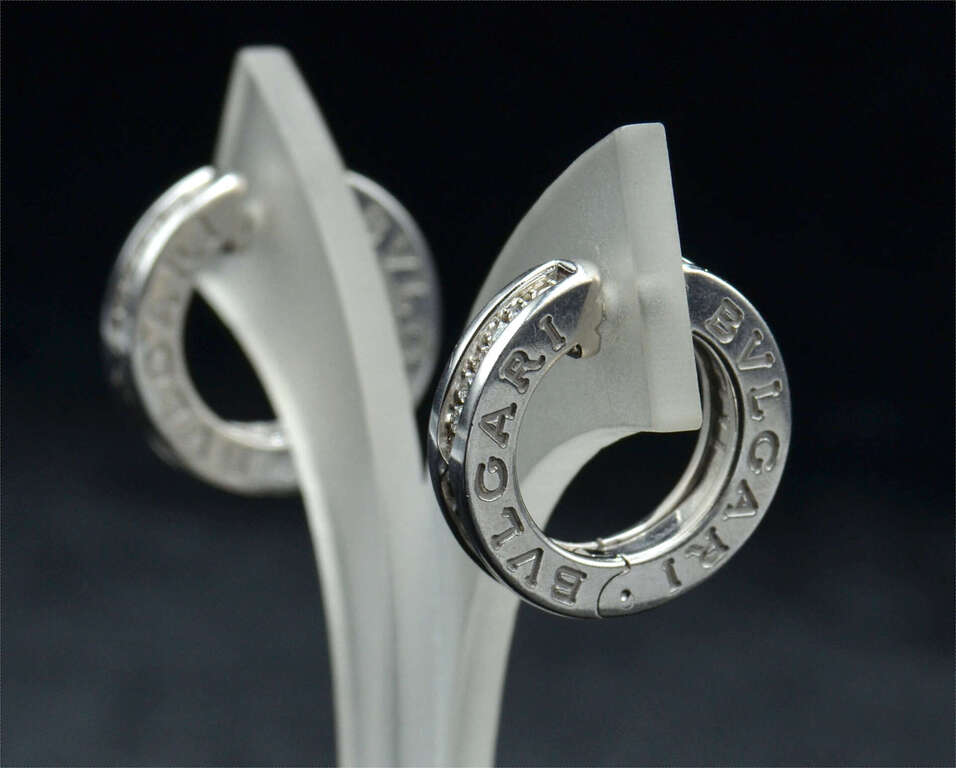 White gold earrings with diamonds