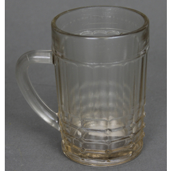 Glass beer mug/mug with sign