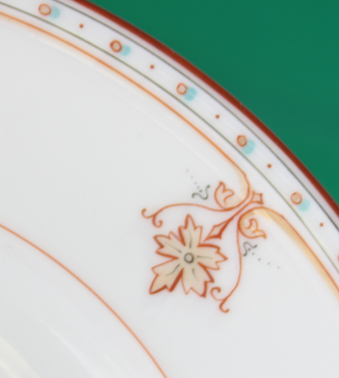 Art nouveau plate set+1 egg dish