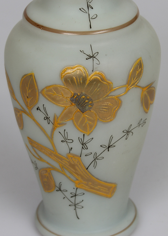 Glass vase with gilding