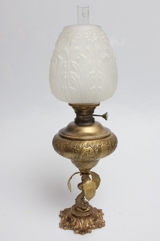 Art Nouveau bronze kerosene lamp 