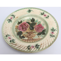 Decorative ceramic wall plate 