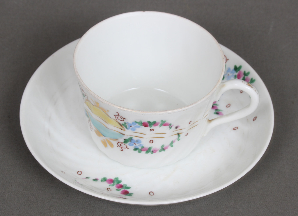 Porcelain cup and saucer 