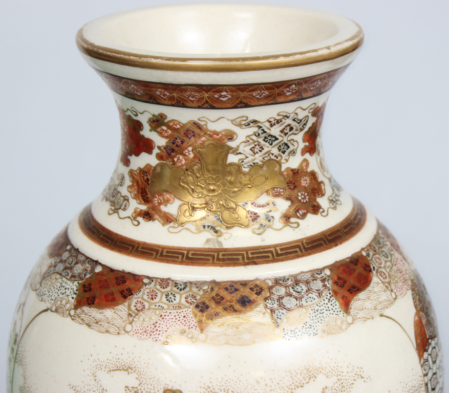 Японская ваза с росписью