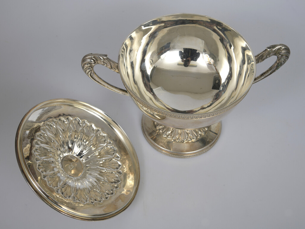 Silver dish with lid