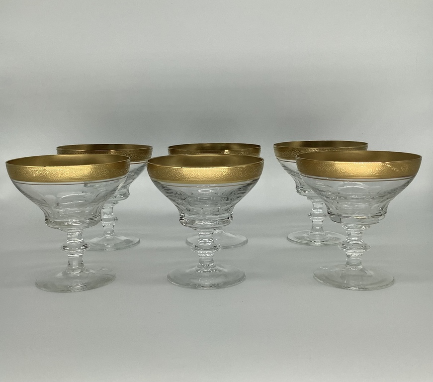 Champagne glasses Sonne Crystal Austria. Hand-carved and gold-plated. Buffet storage
