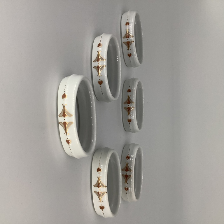 Porcelain napkin rings. Hand painted. Germany. Hünterreuther. Last century.