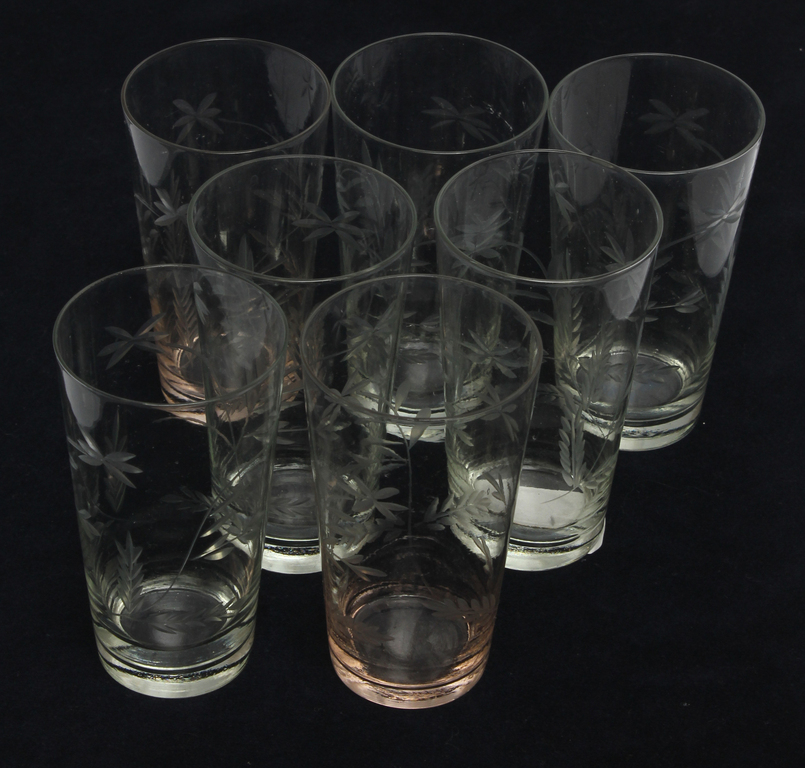 Set of glasses (7 pcs.)