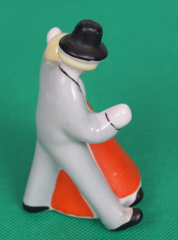 Porcelain figurine 