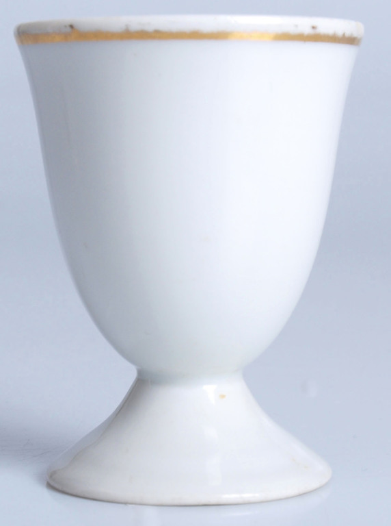 Porcelain egg cup