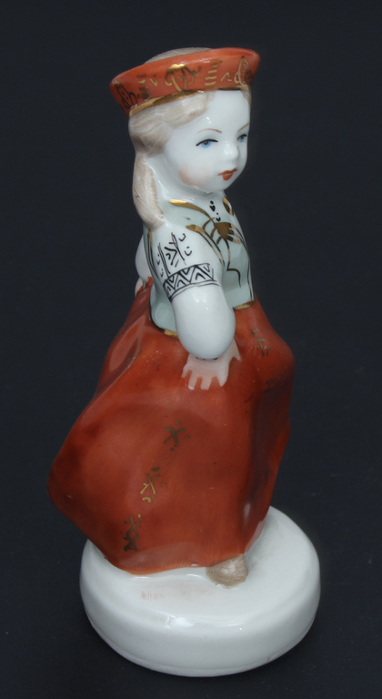 Porcelain figurine 