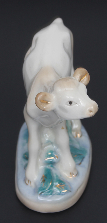 Porcelain figurine 