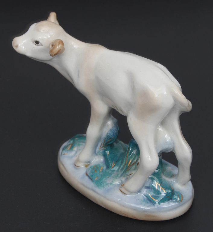 Porcelain figurine 