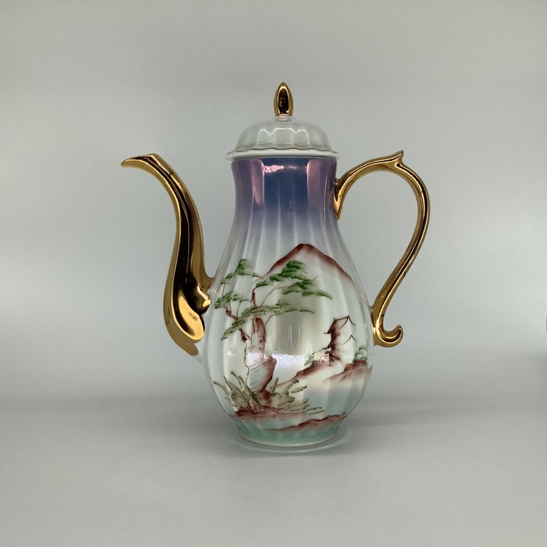 Coffee pot Crisson porcelains Hand painted in the Chinoiserie style. 20s of the last century. Preservation of the painting.