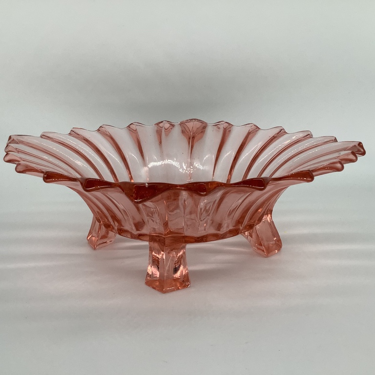 Fruit bowl with claws.Art Deco.Pink glass.Radiant shape