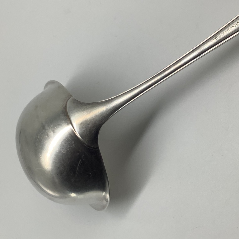 Welner Patent 90 Large silver plated soup ladle in excellent condition