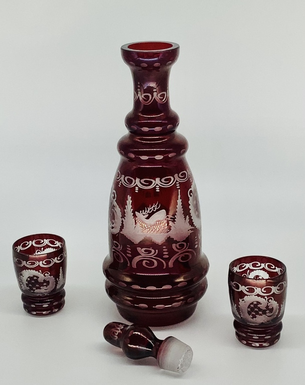 Ruby, hunting set for two. Biedermeer. Bohemia. 19/20 century. Hand polished and blown into shape.