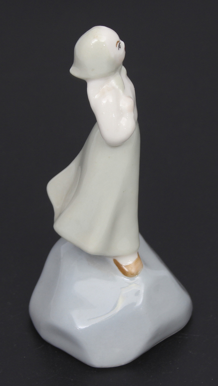 Porcelain figurine 