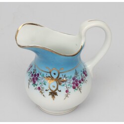 Kuznetsov porcelain milk jug Cranberries