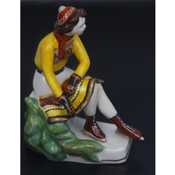 Porcelain figurine ''Girl with skates''