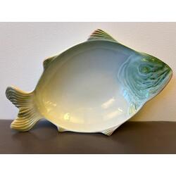 Kuznetsov faience serving plate in the shape of a fish